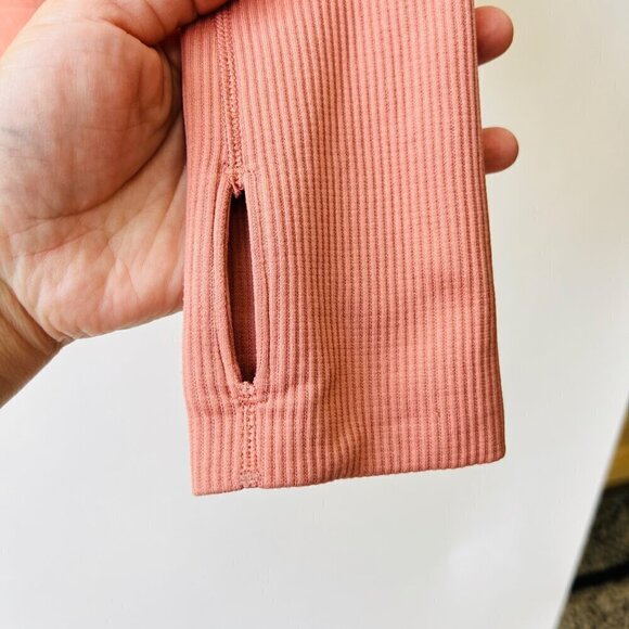 Lululemon Restless crop half zip long sleeves top, blush, Size 2 J149 - Picture 6 of 10